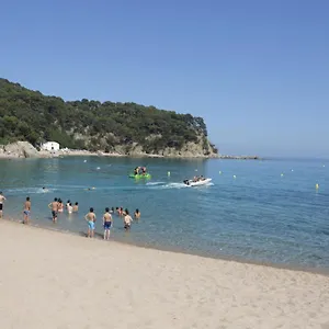 https://happy-camp-mobile-homes-in-camping-cala-canyelles.catalonia-hotels.com